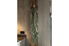 Ceder guirlande 120 cm met roestige bellen ketting